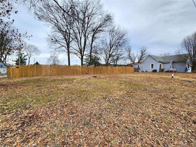 Listing photo 3 for 1419 E Main St, Belleville IL 62220