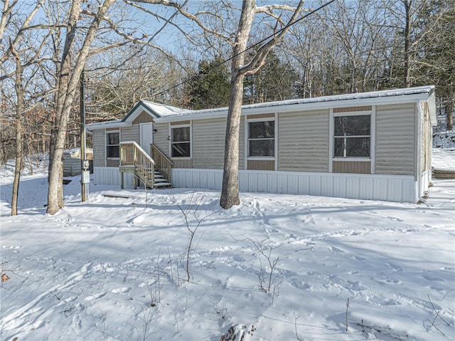 manufactured / mobile home with metal roof