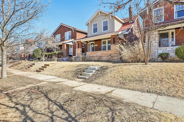 view of front of property featuring a porch