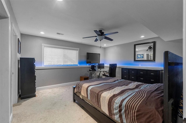 bedroom featuring carpet, visible vents, baseboards, recessed lighting, and ceiling fan