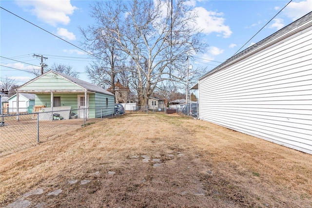 view of yard featuring fence