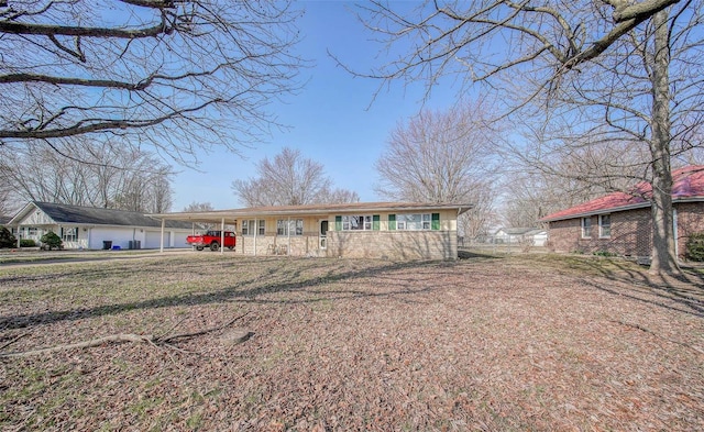 view of front of house with a carport