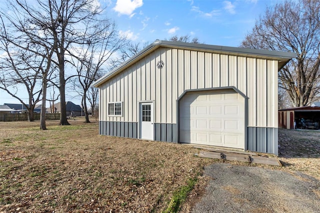 view of detached garage