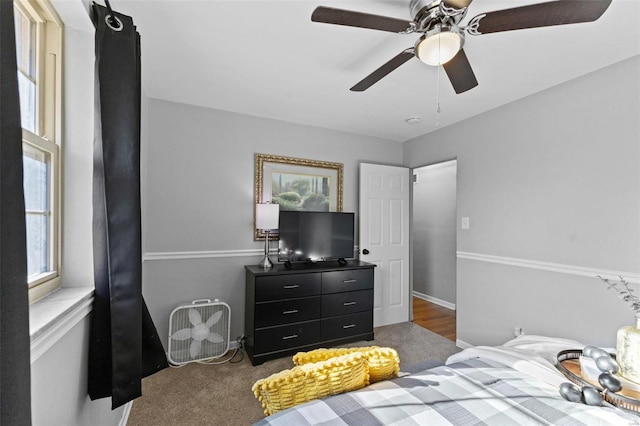 bedroom featuring a ceiling fan