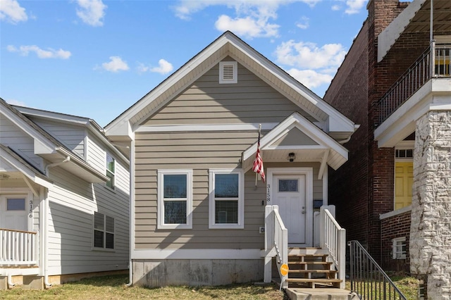 view of front of property