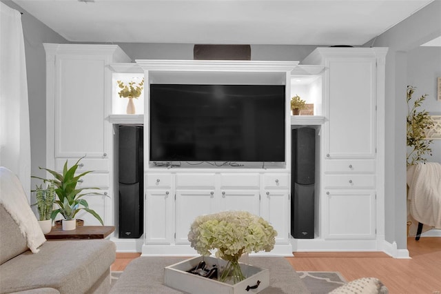 living area with light wood-style flooring