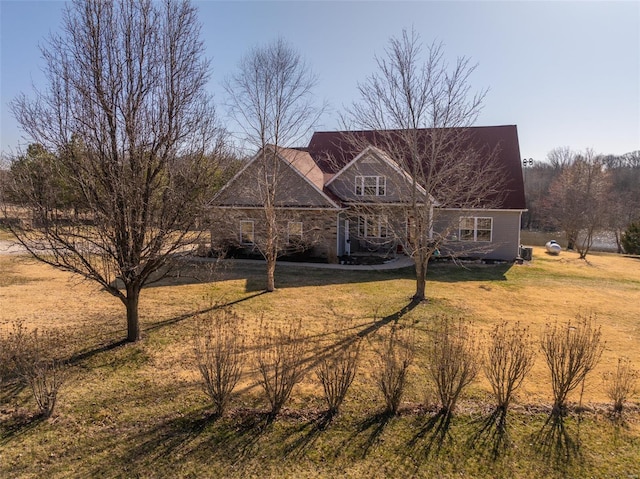 view of front of house with a front lawn