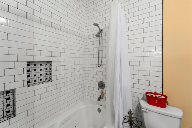 full bathroom featuring toilet and shower / tub combo with curtain