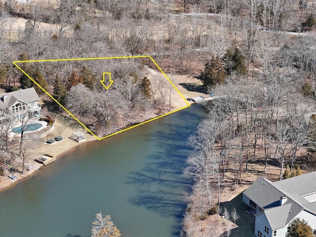 Listing photo 3 for 1108 Lake Charrette Dr, Innsbrook MO 63390