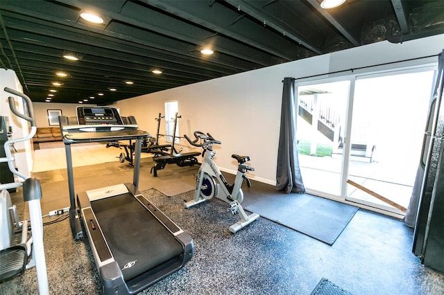 workout area with baseboards