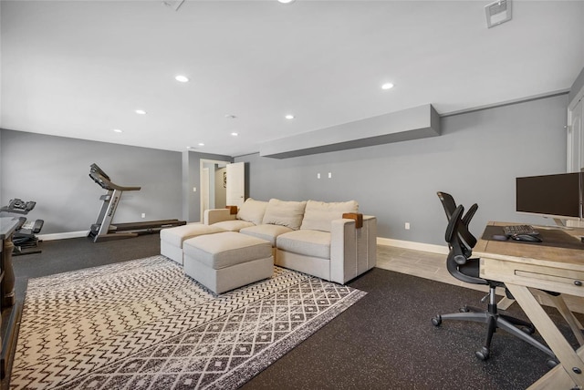 home office featuring visible vents, recessed lighting, and baseboards