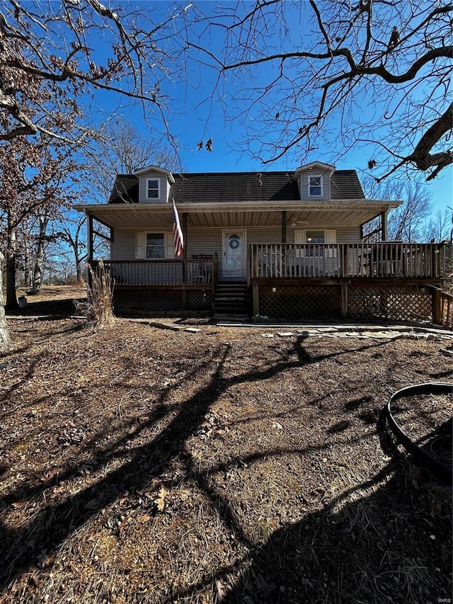 view of front of home featuring covered porch