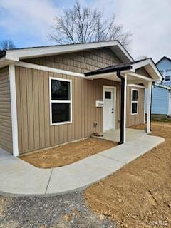 view of front of home