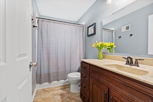 full bath with toilet, visible vents, shower / tub combo with curtain, and vanity