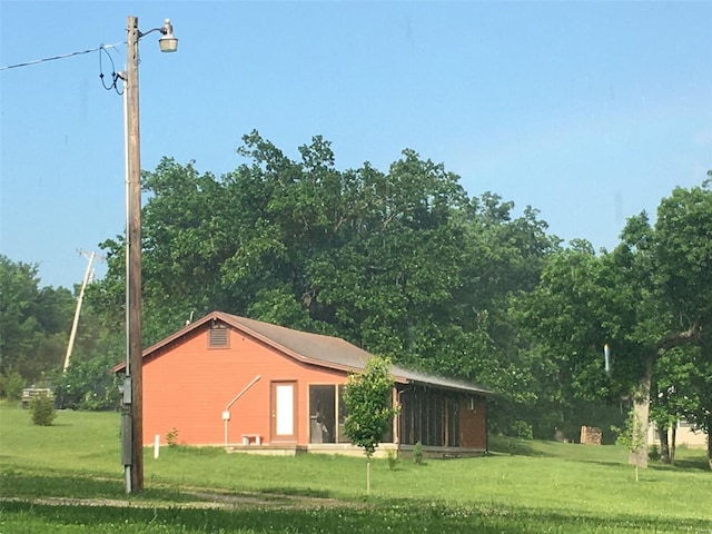 view of outdoor structure