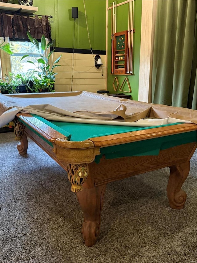 rec room with carpet and billiards