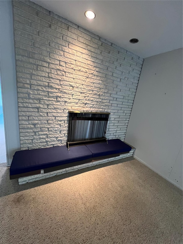room details featuring carpet floors