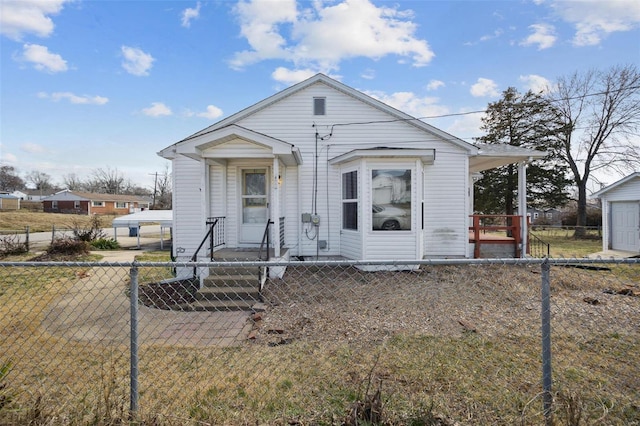 view of front of house with a fenced front yard