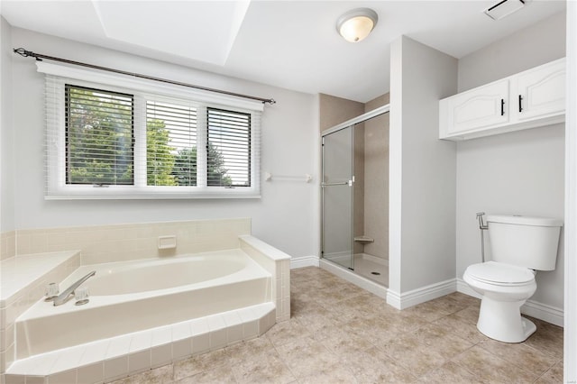 full bath with baseboards, visible vents, toilet, a shower stall, and a bath