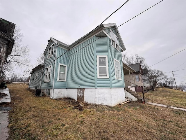 view of side of home