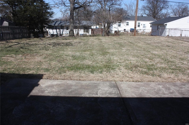 view of yard featuring a fenced backyard