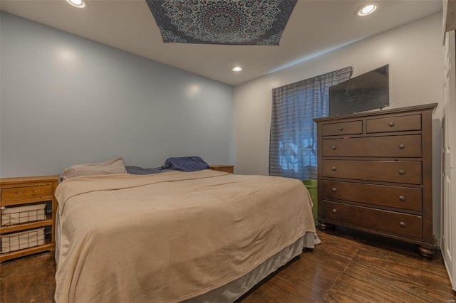 bedroom featuring recessed lighting