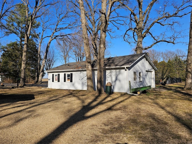 exterior space featuring a yard