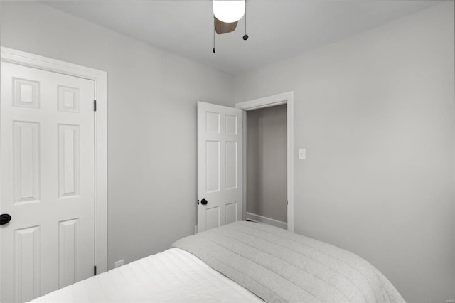 bedroom with a ceiling fan