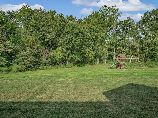 view of yard featuring a playground