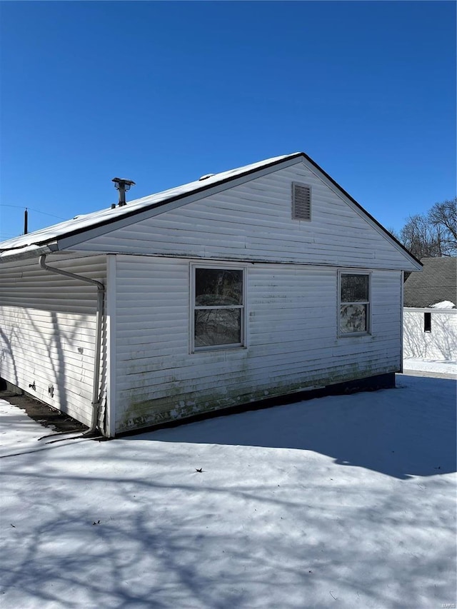 view of home's exterior