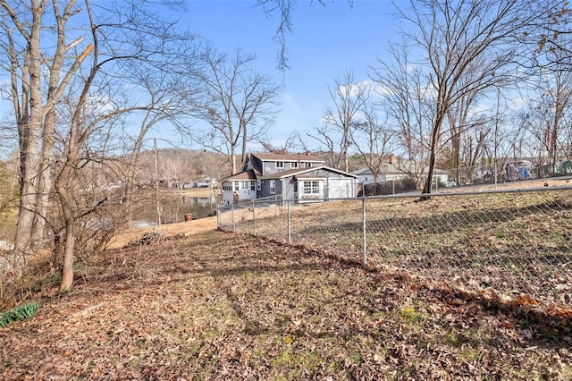 view of yard featuring a fenced front yard