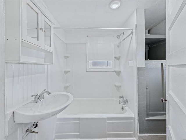 bathroom featuring shower / tub combination