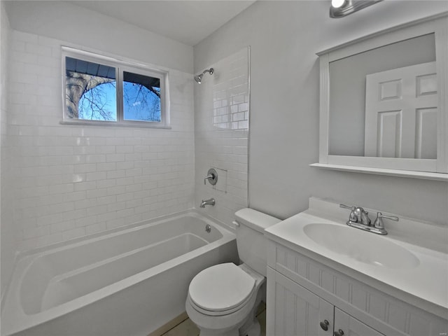 full bath featuring vanity, toilet, and shower / bath combination