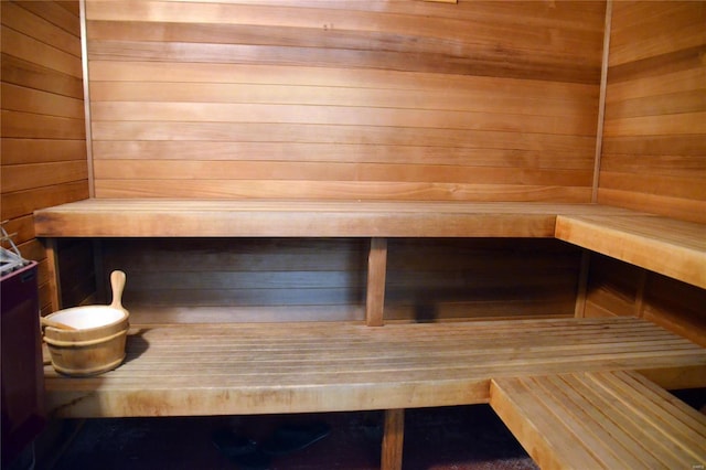 view of sauna / steam room