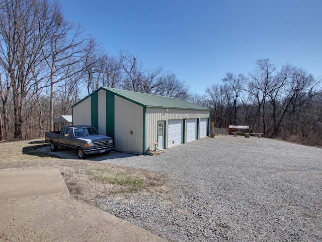 view of detached garage