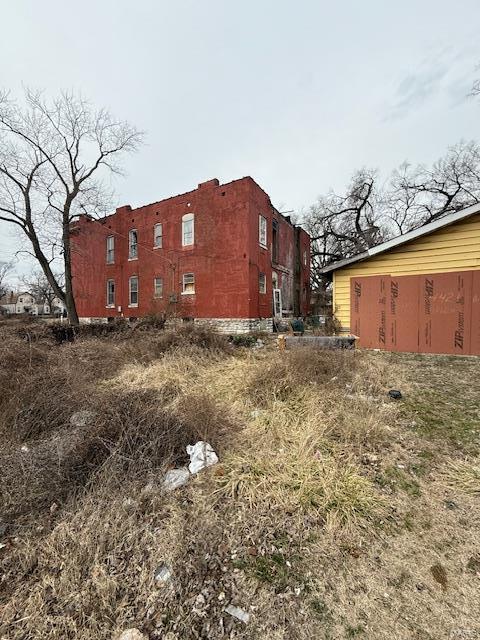 view of side of home