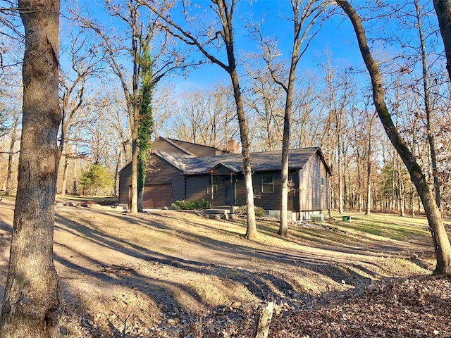 view of front of house featuring driveway and an attached garage