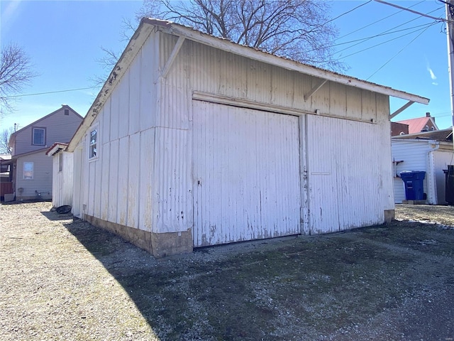 view of outdoor structure with an outdoor structure