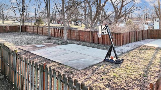 exterior space featuring a fenced backyard