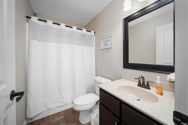 full bath with tile patterned flooring, toilet, vanity, and a shower with curtain