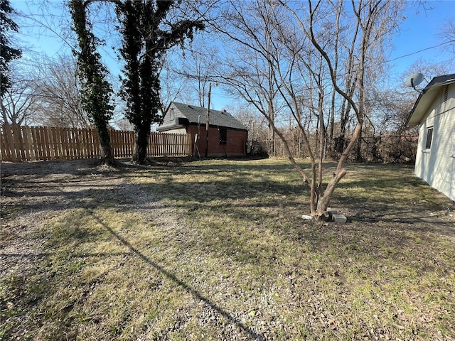 view of yard featuring fence