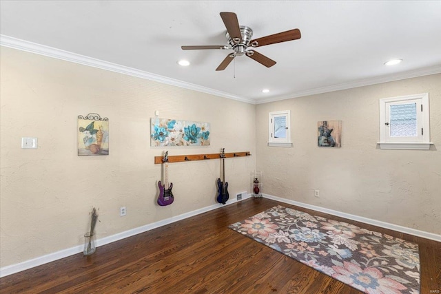 laundry room with visible vents, baseboards, ornamental molding, recessed lighting, and wood finished floors