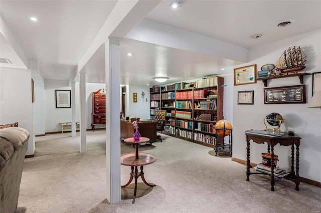 living area featuring carpet flooring, recessed lighting, baseboards, and visible vents