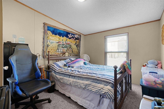 bedroom with a textured ceiling, vaulted ceiling, carpet flooring, and ornamental molding