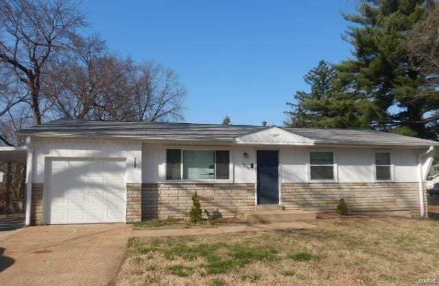 single story home featuring stucco siding, driveway, entry steps, stone siding, and a garage