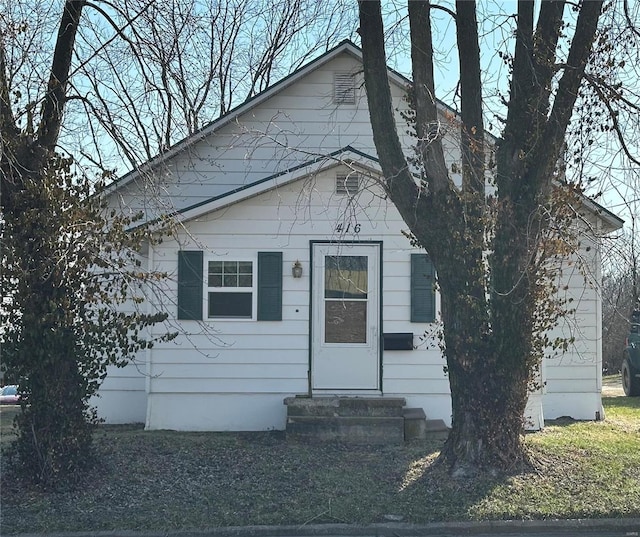 view of front of home with entry steps