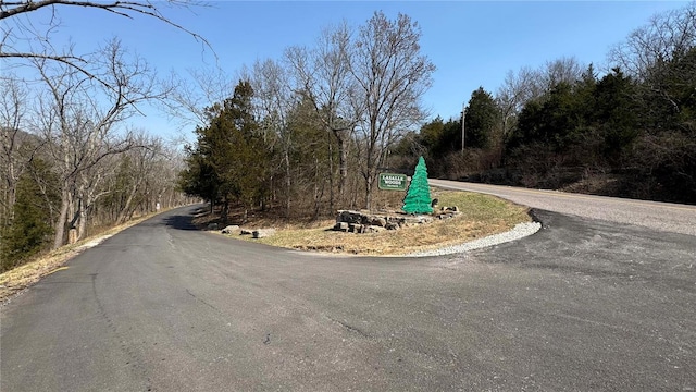 Listing photo 3 for 3357 Johns Cabin Rd, Wildwood MO 63038