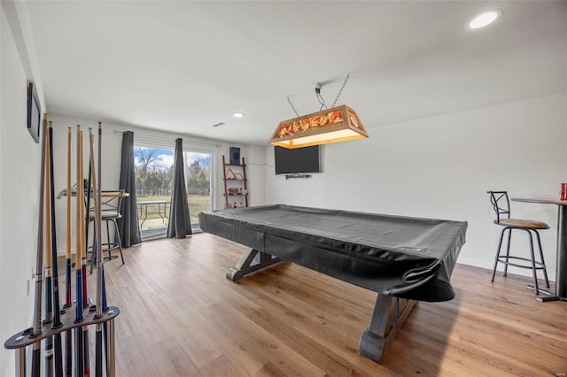 game room featuring pool table, recessed lighting, wood finished floors, and baseboards