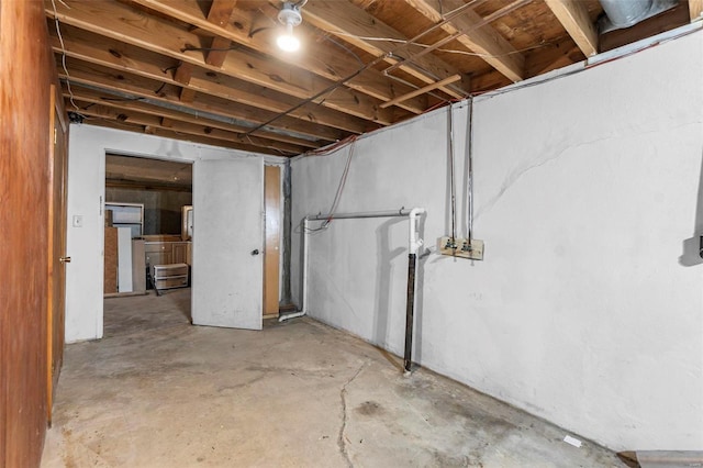 view of unfinished basement