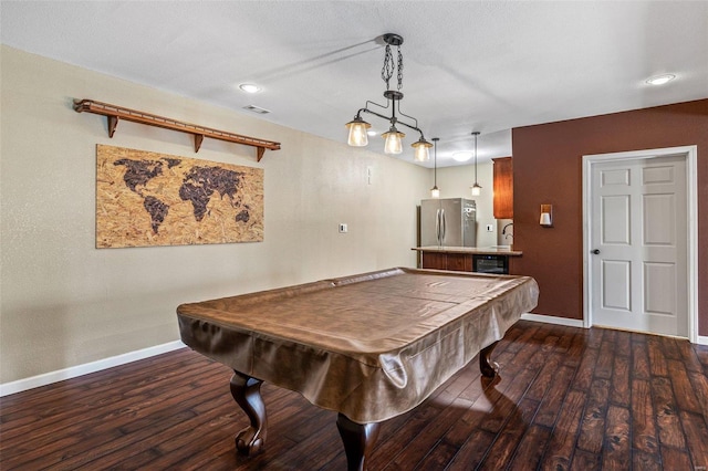 rec room featuring visible vents, dark wood-type flooring, baseboards, and billiards